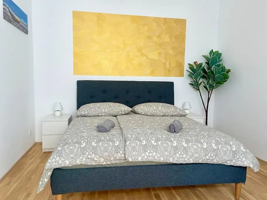 Bright Calm Apartment With Free Parking Vienna
